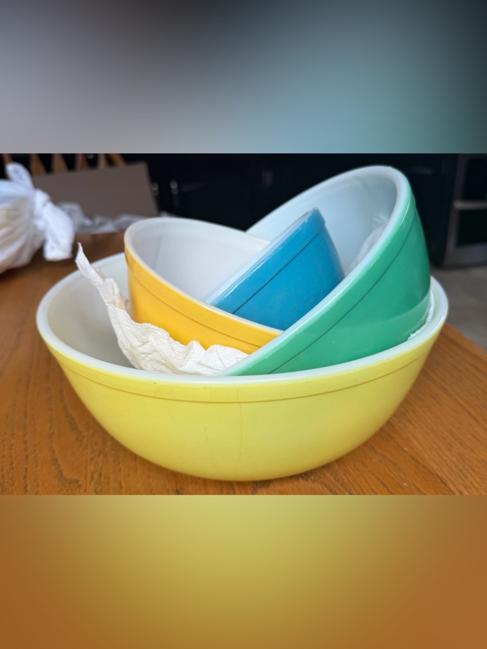 Vintage PYREX Nesting Mixing Bowls - Yellow, Blue, Green